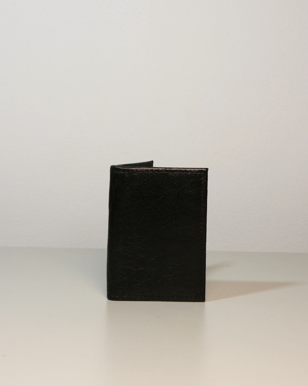Bi-Fold Noir